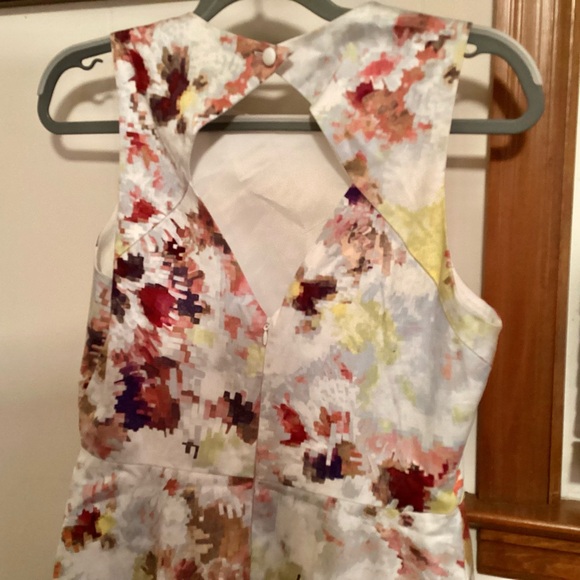 HUNTER BELL COCKTAIL MIDI DRESS. IN VERY GOOD CONDITION. - Picture 5 of 5